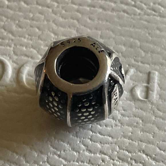 Pandora vintage ball charm - Picture 5 of 5